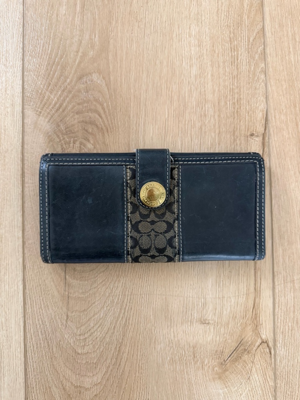 Vintage Coach Wallet. Used.